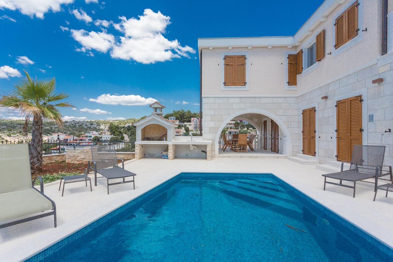 Villa Elena Sevid Exteriér fotografie