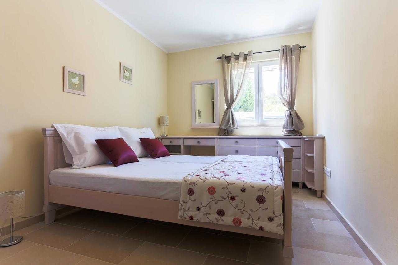 Villa Elena Sevid Exteriér fotografie