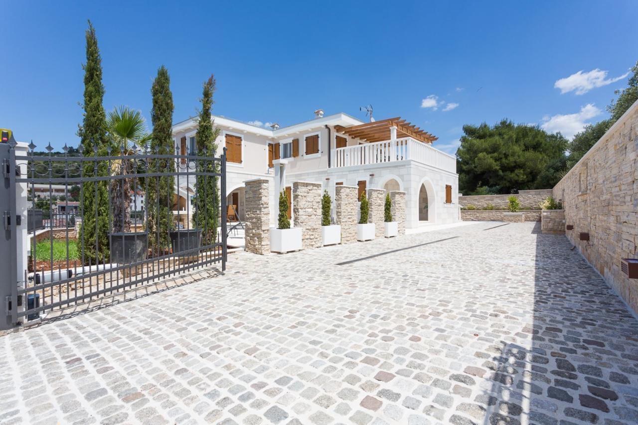 Villa Elena Sevid Exteriér fotografie